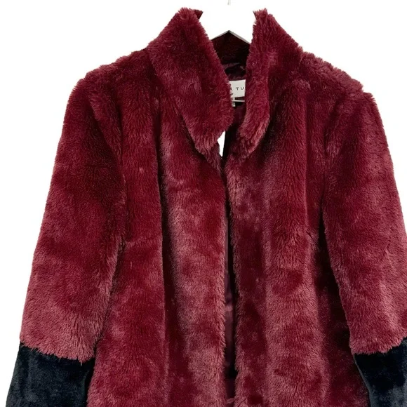 Trina Turk Blanche Faux Fur Color Block Coat Size Small - Picture 3 of 6